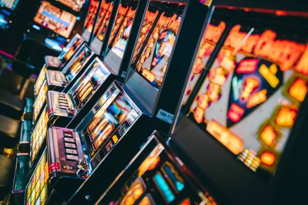 Crash table selection and betting interface
